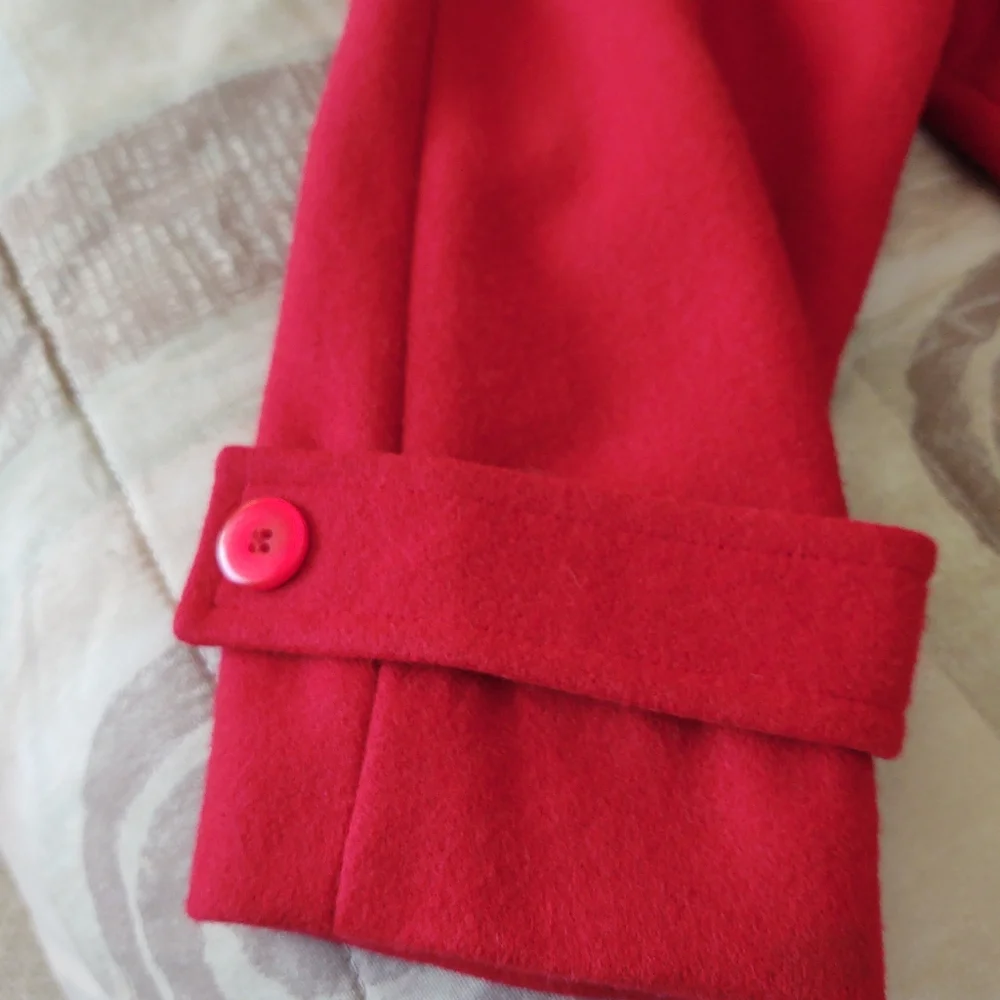 Coat - Picture 10 of 11